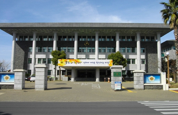 제주도의회, 의원회관 주차장 민원인 전용으로 전면 전환