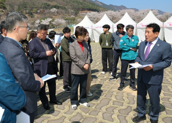 양산시, 물금벚꽃축제 앞두고 현장보고회 실시