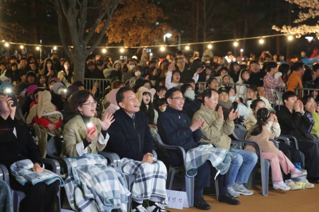 수원시 장안구, 벚꽃 만개와 함께‘2026 만석거 새빛축제’개최