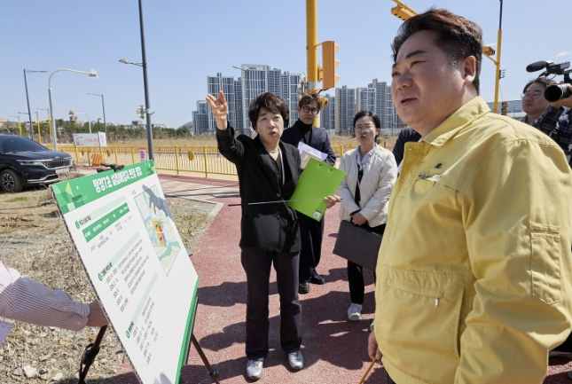 오세현 아산시장, 탕정7초·탕정고 설립 예정지 현장 점검