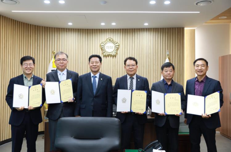 장성군의회, 2025회계연도 세입·세출 결산검사위원 위촉
