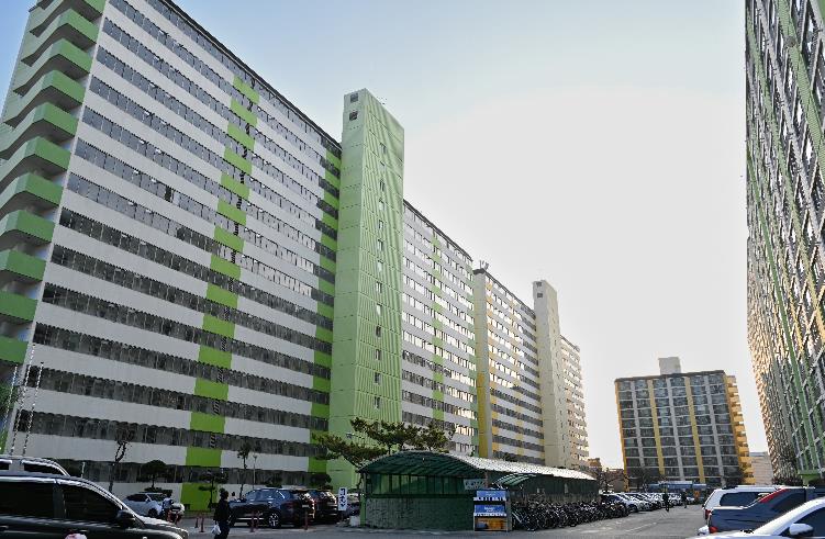 “떠나는 청년 잡는다...남원시, ‘청년·신혼부부  만원임대주택’ 피움하우스 3호점 입주자 25명 최종 선정”