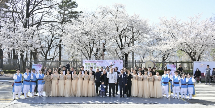 동두천시, '봄의 향기, 소리로 피어나다' 정기공연 성료