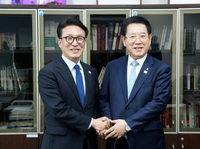 김영록 지사, 국회서 해상풍력·에너지고속도로 등 현안 건의