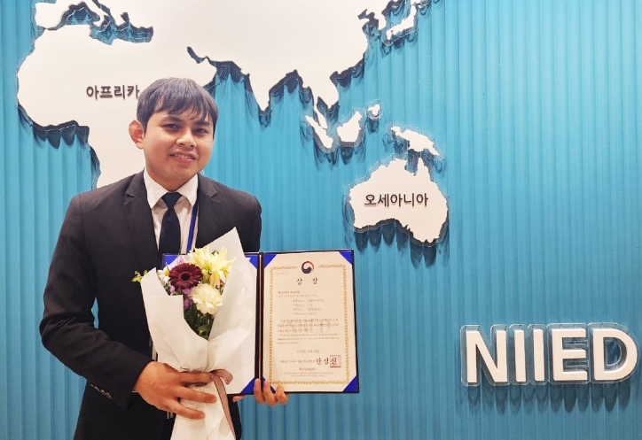 경상국립대학교 , 석사과정 속 파닛 씨, 정부초청 외국인 장학생 학업성적우수상 수상