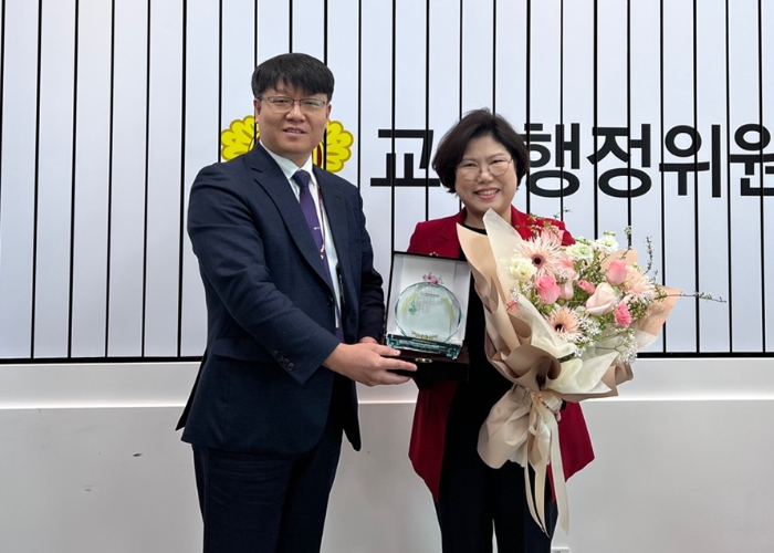 경기도의회 이애형 위원장, 경기도교육청 공무원이 뽑은 ‘2024년 베스트도의원’ 선정