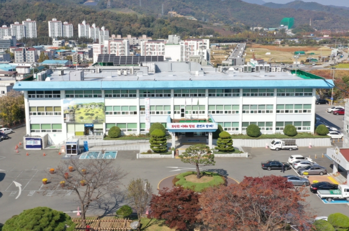 합천군 귀뚜라미보일러 합천점 대표 오세한, 이웃돕기 성금 기탁
