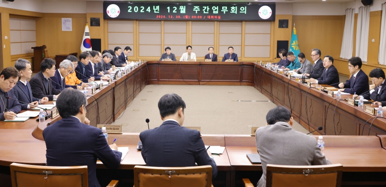 이장우 대전시장, 무안참사 애도...“청주국제공항활주로 연장·증설에 모든 조치 다하겠다”